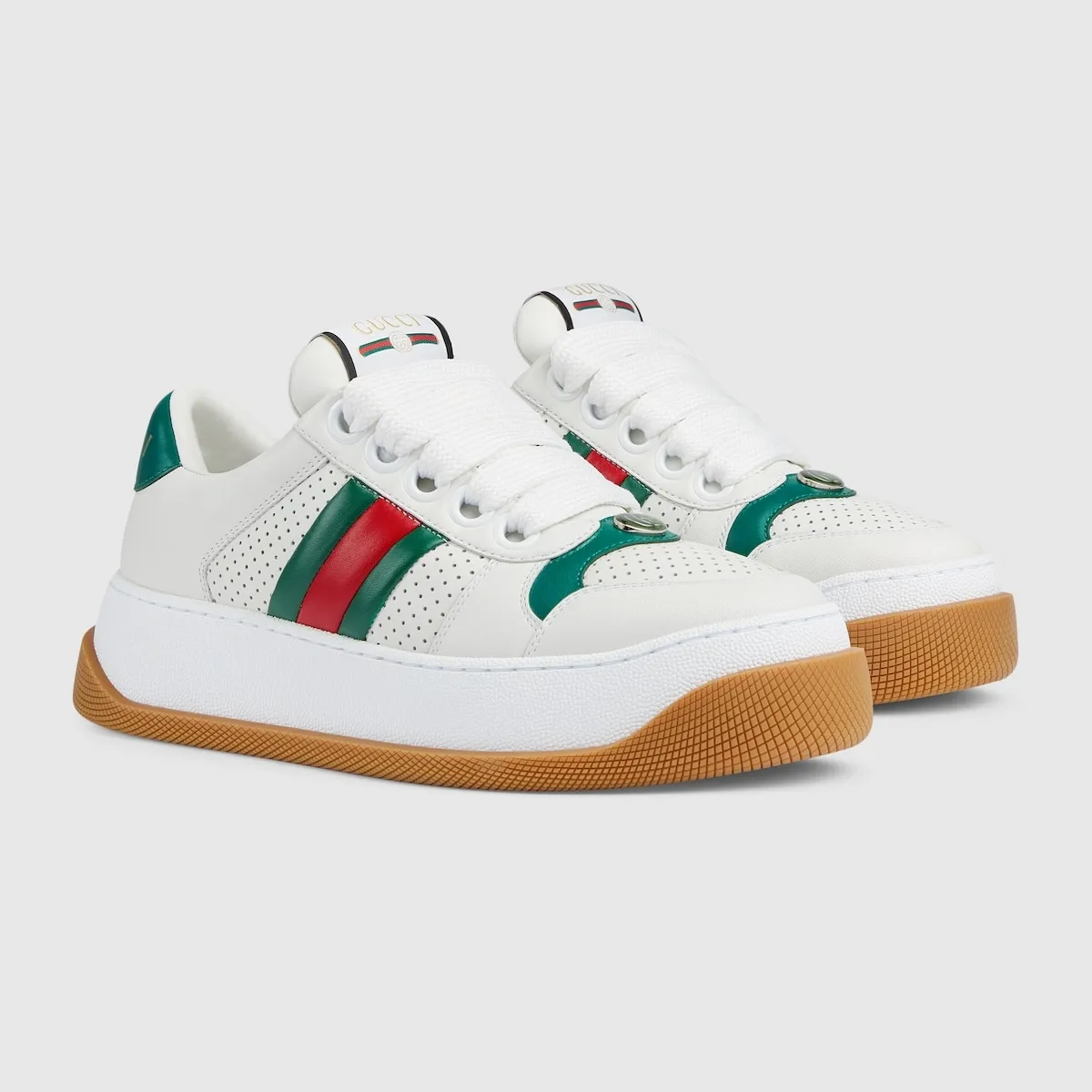 P660 Original item Private mold opening Gucci New Screener series Couple model Chubby Bread shoes Small dirty shoes Fatty Double G Casual sneakers Original purchase Development Original purchase Development Screener series sneakers are inspired by the classic sneakers of the 1970s. They are named after the defensive action in sports. They are decorated with striped webbing on the side and embellished with retro Gucci logos. These sneakers are made of GG canvas. Purple leather details add depth to the piece with sharp contrast, and the details are fuller. Exquisitely packaged at the delivery counter. Fabric: Original imported cowhide + double G fabric. Lining: Original customized sheep lining. Sole: Original molded TPU outsole. Sole thickness: 6CM. Size: Women's 35-40 / Men's 39-44.